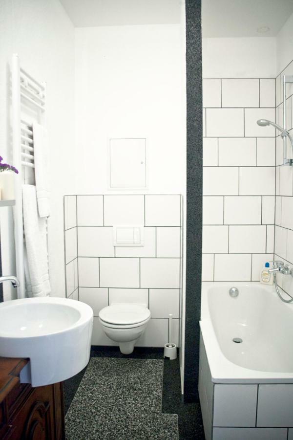 3 Bedroom Apartment Berlin Exterior photo